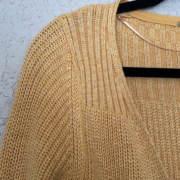 NWT ☀️ FREE PEOPLE It’s alright Cardigan - Picture 9 of 10